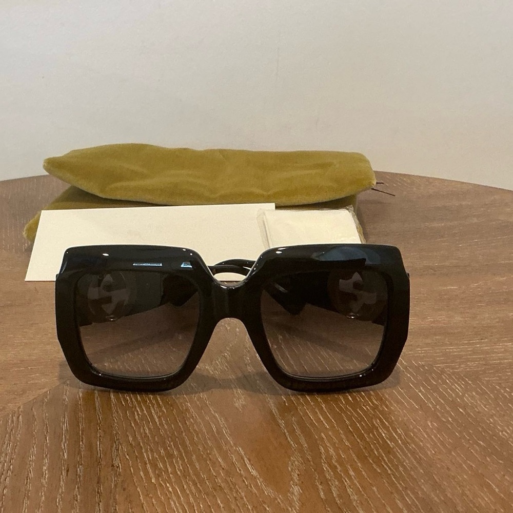 GUCCI Woman's Sunglasses Black Square Acetate Oversized ITALY - Picture 12 of 15